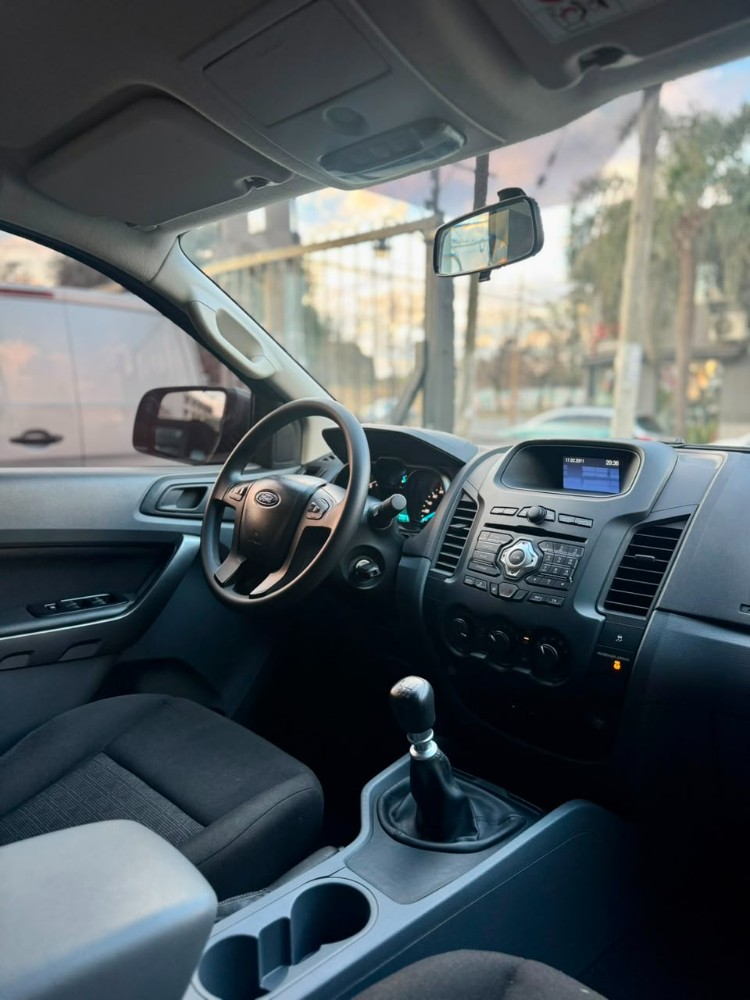 Ford Ranger XLS — foto 14